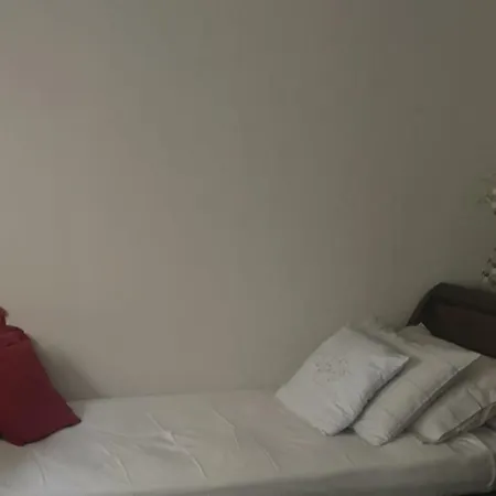 Homestay szállás A Pochi Passi Dal Duomo Milánó